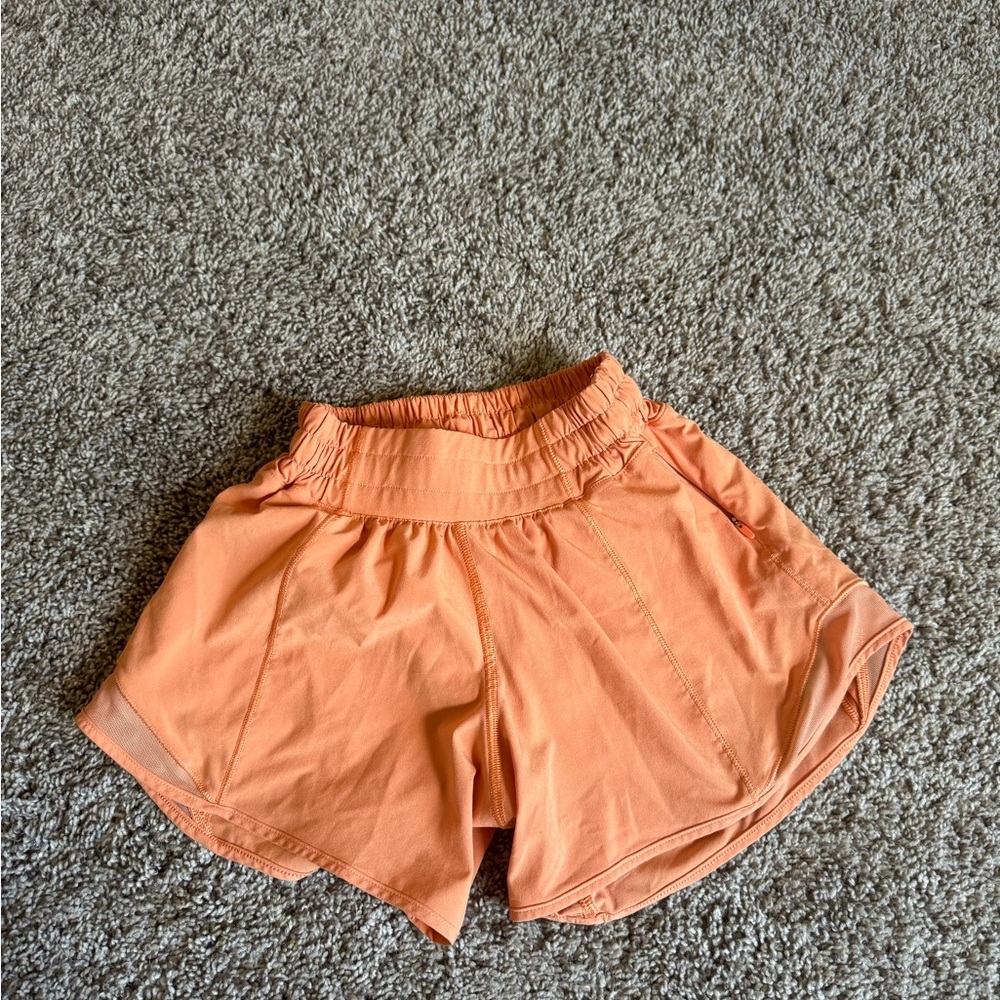 lululemon hottie hot 4” shorts